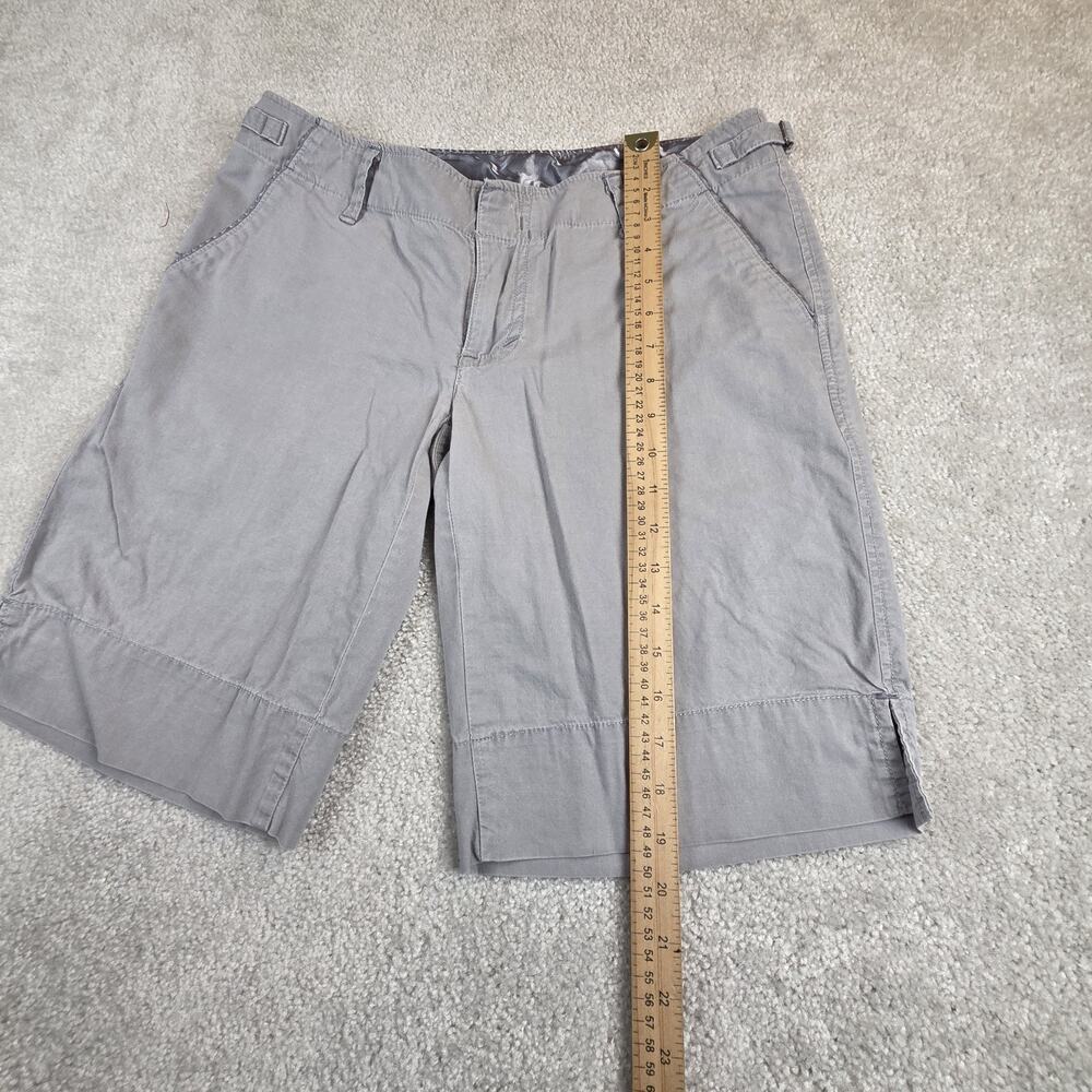 The North Face Womens Bamboo Blend Bermuda Shorts Gray 8 Walking Relaxed Fit - Picture 6 of 8